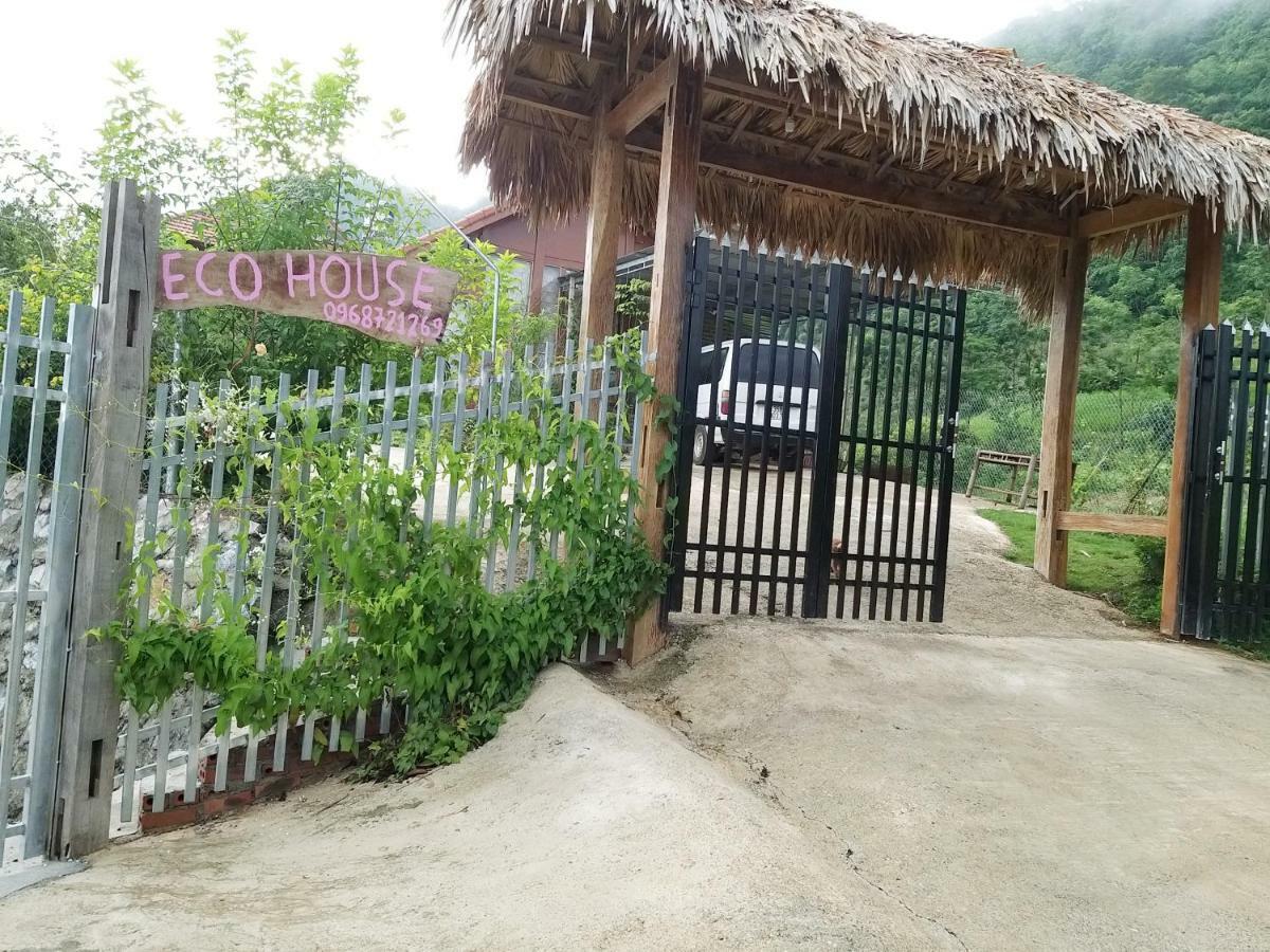 Eco House Moc Chau Bed & Breakfast Exterior photo